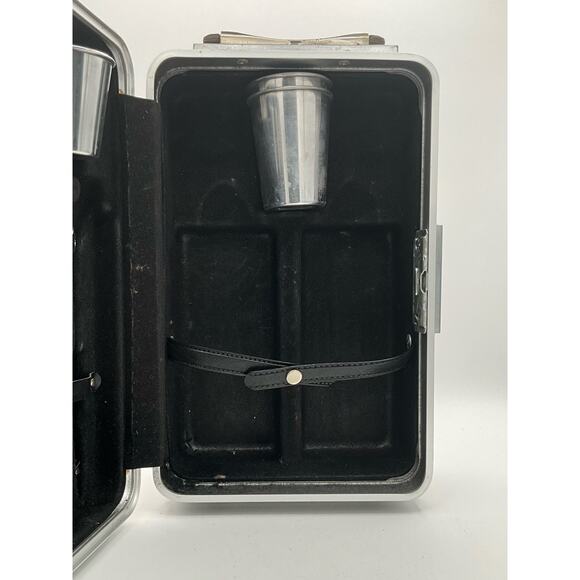 Platt Travel Bar Case Set includes key and most accessories - Picture 4 of 11